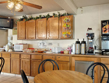 Super 8 By Wyndham Park City/North Wichita Area Esterno foto